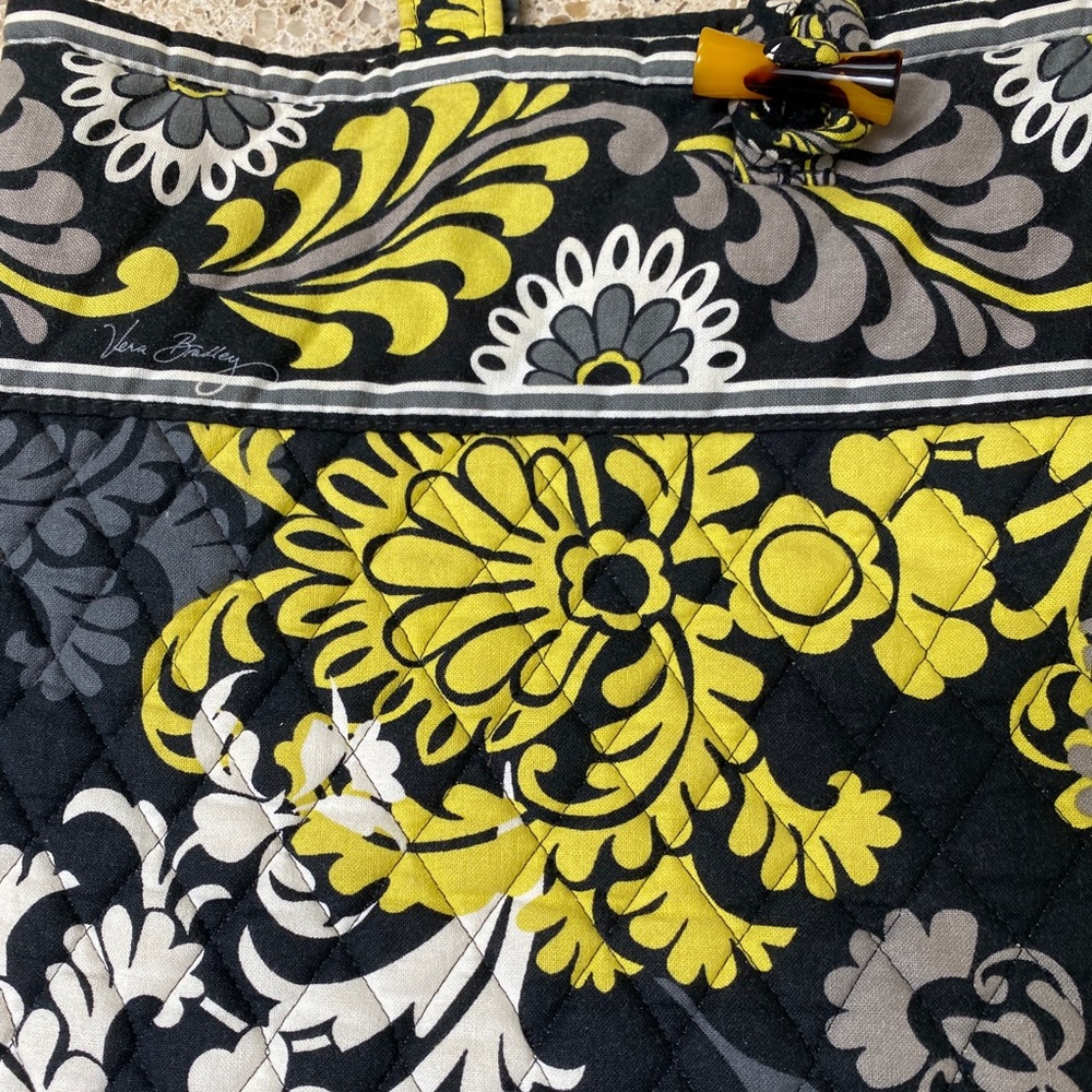 Vera Bradley tote in Baroque - Picture 2 of 6